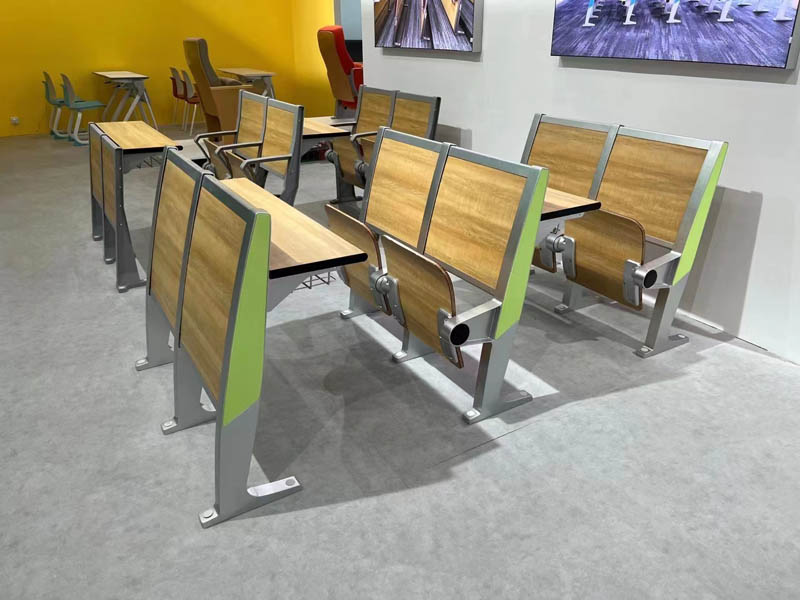 New design chairs show in CIFF